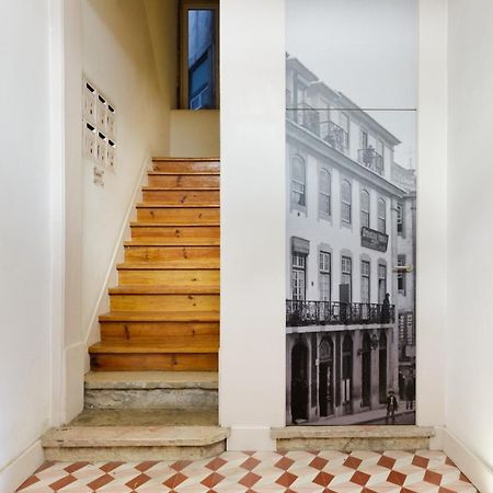 Update Urban Chic Flat In 19Th Century Building 2 Bedrooms & 2 Bathrooms & Ac Central Alfama District Lisboa Exteriér fotografie