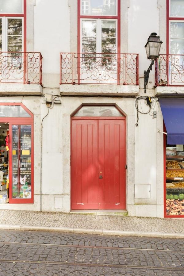 Update Urban Chic Flat In 19Th Century Building 2 Bedrooms & 2 Bathrooms & Ac Central Alfama District Lisboa Exteriér fotografie